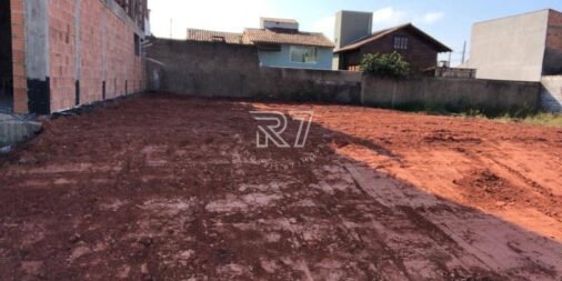 04_61847fbf9970267d7e9cedd802114f1b