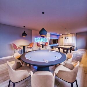 12_1b913ac282ca8733c05518e574a13ec0