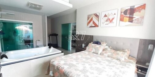 13_597d2cbd29957afd464fc8cb071feace